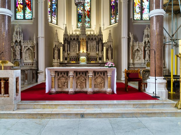 ST JOHN THE BAPTIST St John the Baptist Church on Clontarf Road is a Catholic church with a rich history dating back to the 19th century.