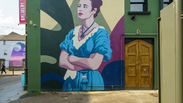 CONSTANCE SMITH MURAL Born in 1928, Smith became a renowned actress, gracing the silver screen in numerous films throughout the 1950s.