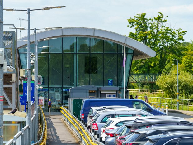 MAYNOOTH RAILWAY STATION 2024 The proximity of the train station to the Royal Canal offers passengers picturesque views and opportunities for...