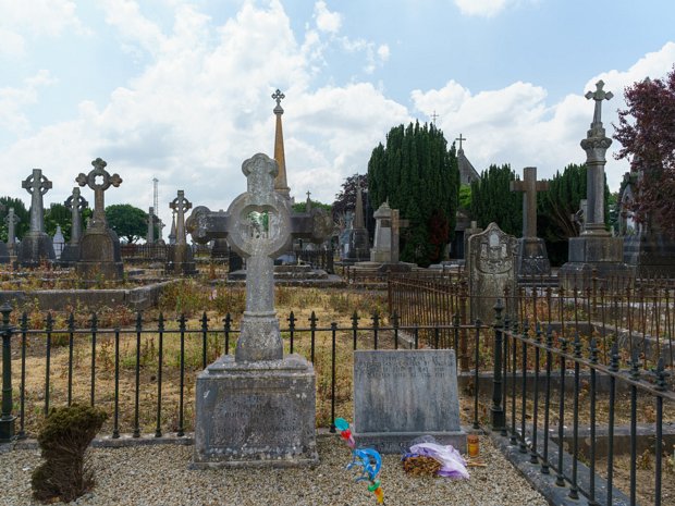 MOUNT ST LAWRENCE Located in the South Liberties area of Limerick City, Mount St. Lawrence Cemetery stands as a poignant testament to the...