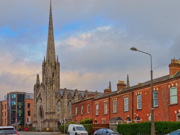 THE BLACK CHURCH AND NEARBY