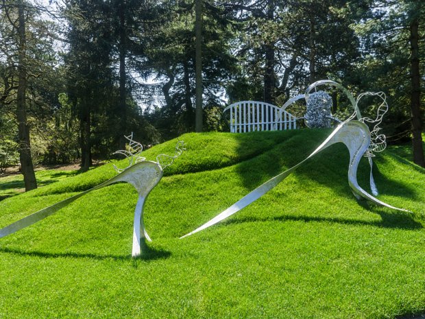 DNA SCULPTURE MAY 2013
