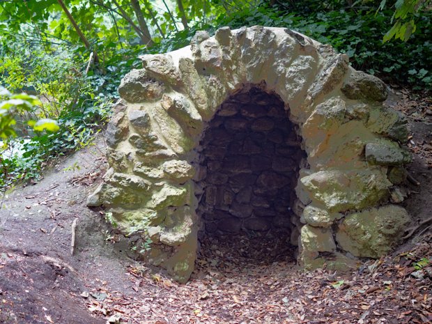 ST ANN'S WELL St Ann's Well, nestled in Raheny, Dublin, was once a revered holy well. It lent its name (with a slight spelling...