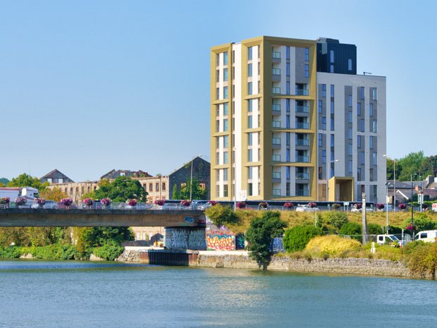 APARTMENT COMPLEX In the heart of Drogheda, a striking new landmark is nearing completion. The 11-storey apartment building at Mill Lane...